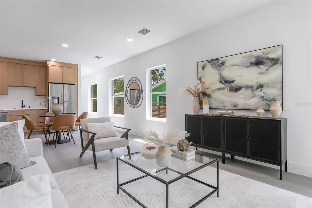 2327/2329 26th Avenue S St Petersburg FL 33712