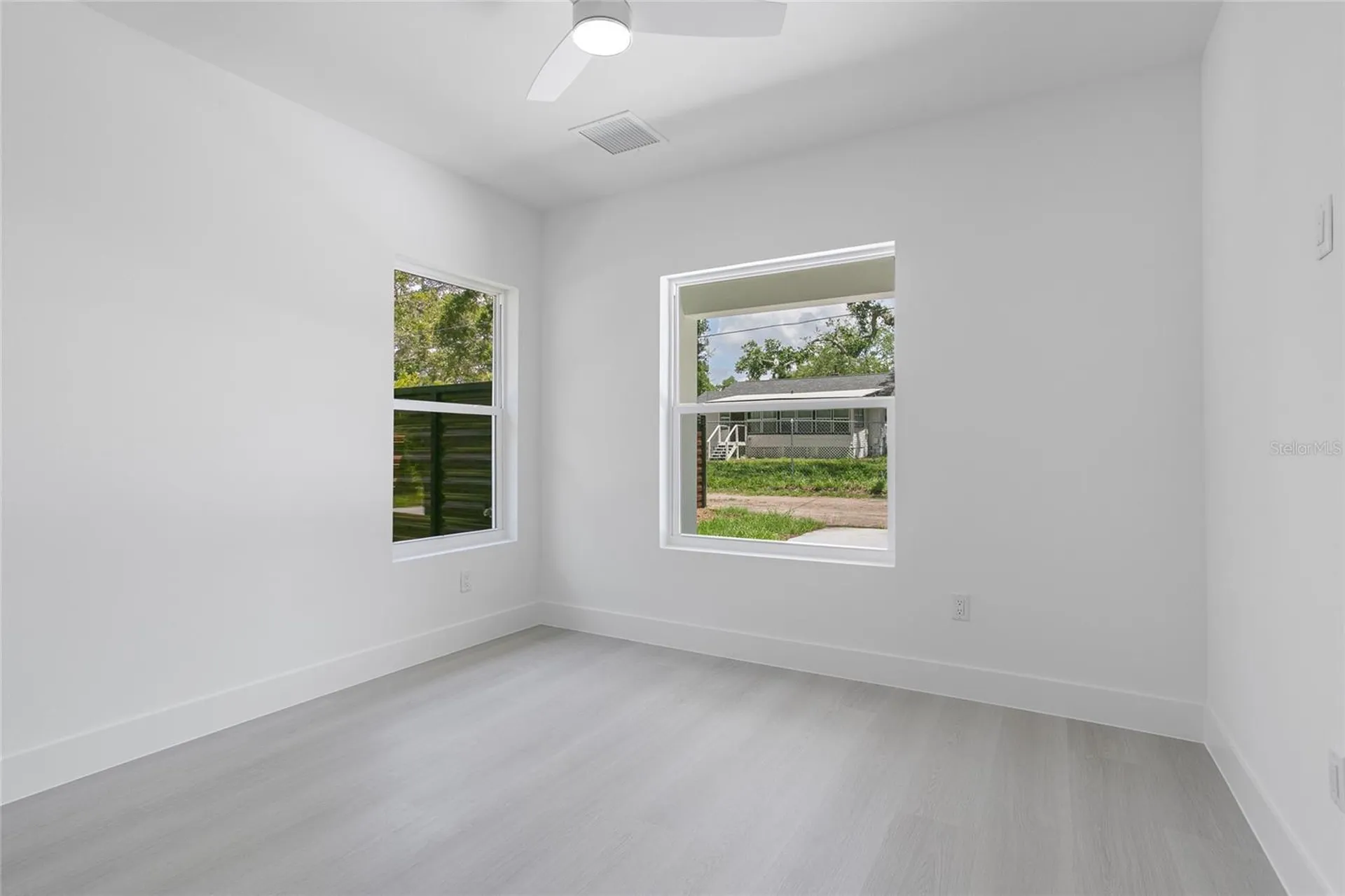 2327/2329 26th Avenue S St Petersburg FL 33712