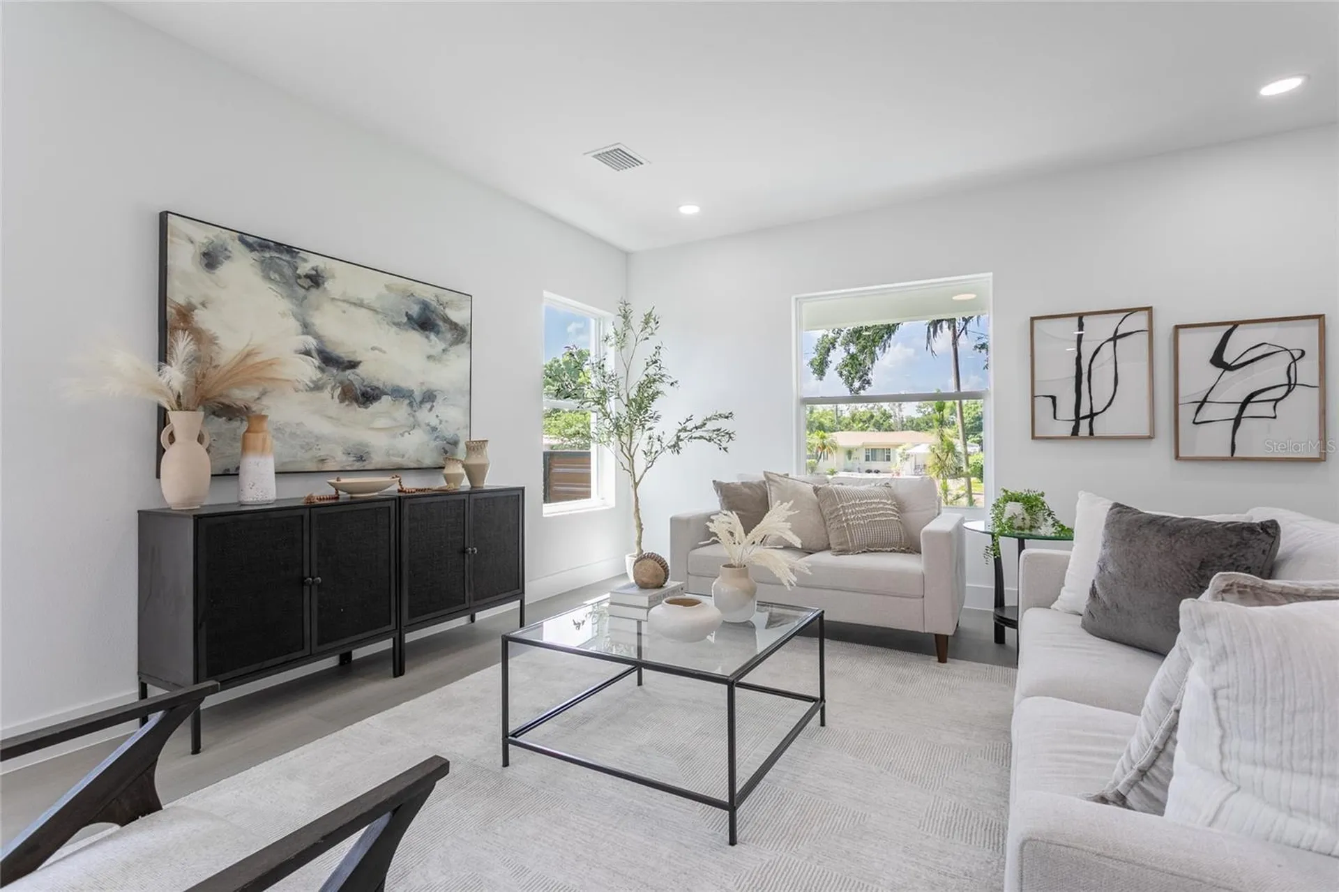 2327/2329 26th Avenue S St Petersburg FL 33712