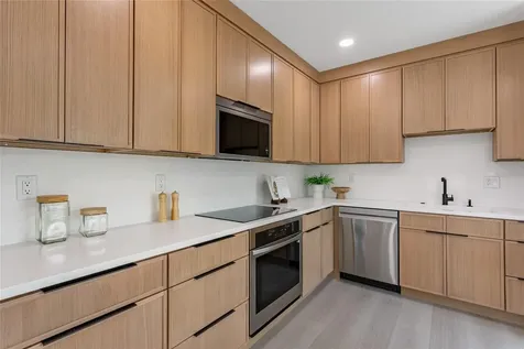2327/2329 26th Avenue S St Petersburg FL 33712