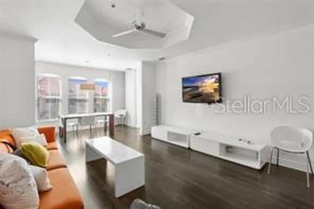 2732 Via Murano Clearwater FL 33764