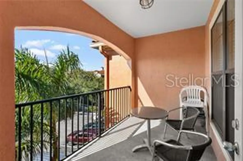2732 Via Murano Clearwater FL 33764