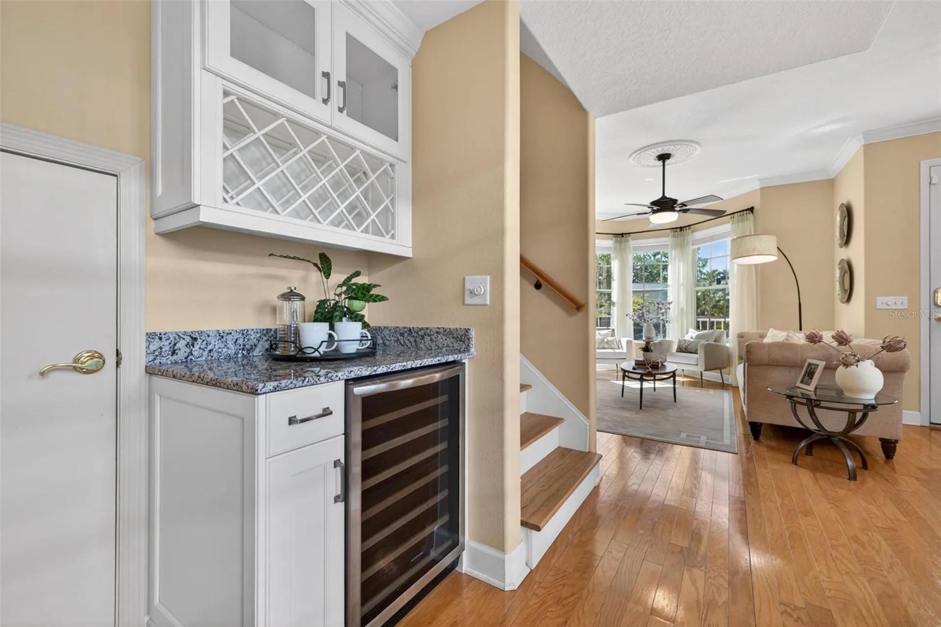 603 24th Avenue N St Petersburg FL 33704