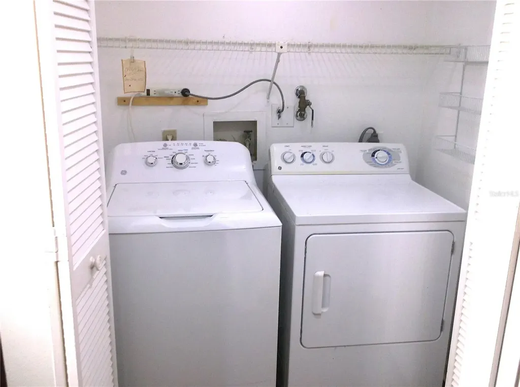 9433 Harbor Greens Way Seminole FL 33776