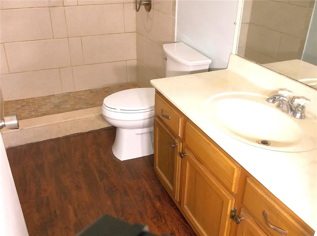 9433 Harbor Greens Way Seminole FL 33776