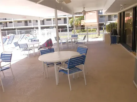 9433 Harbor Greens Way Seminole FL 33776