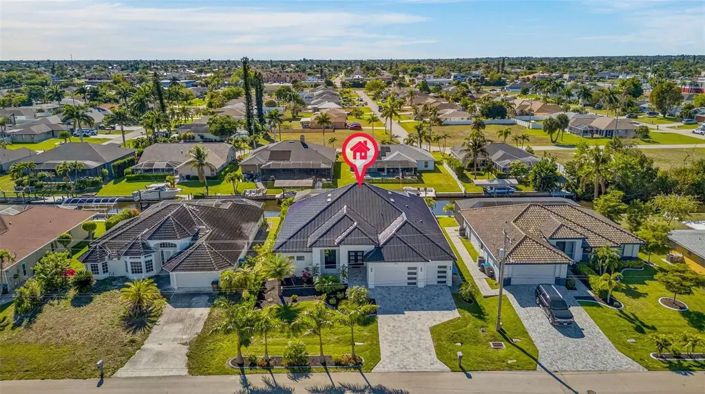 2002 SE 18th Avenue Cape Coral FL 33990