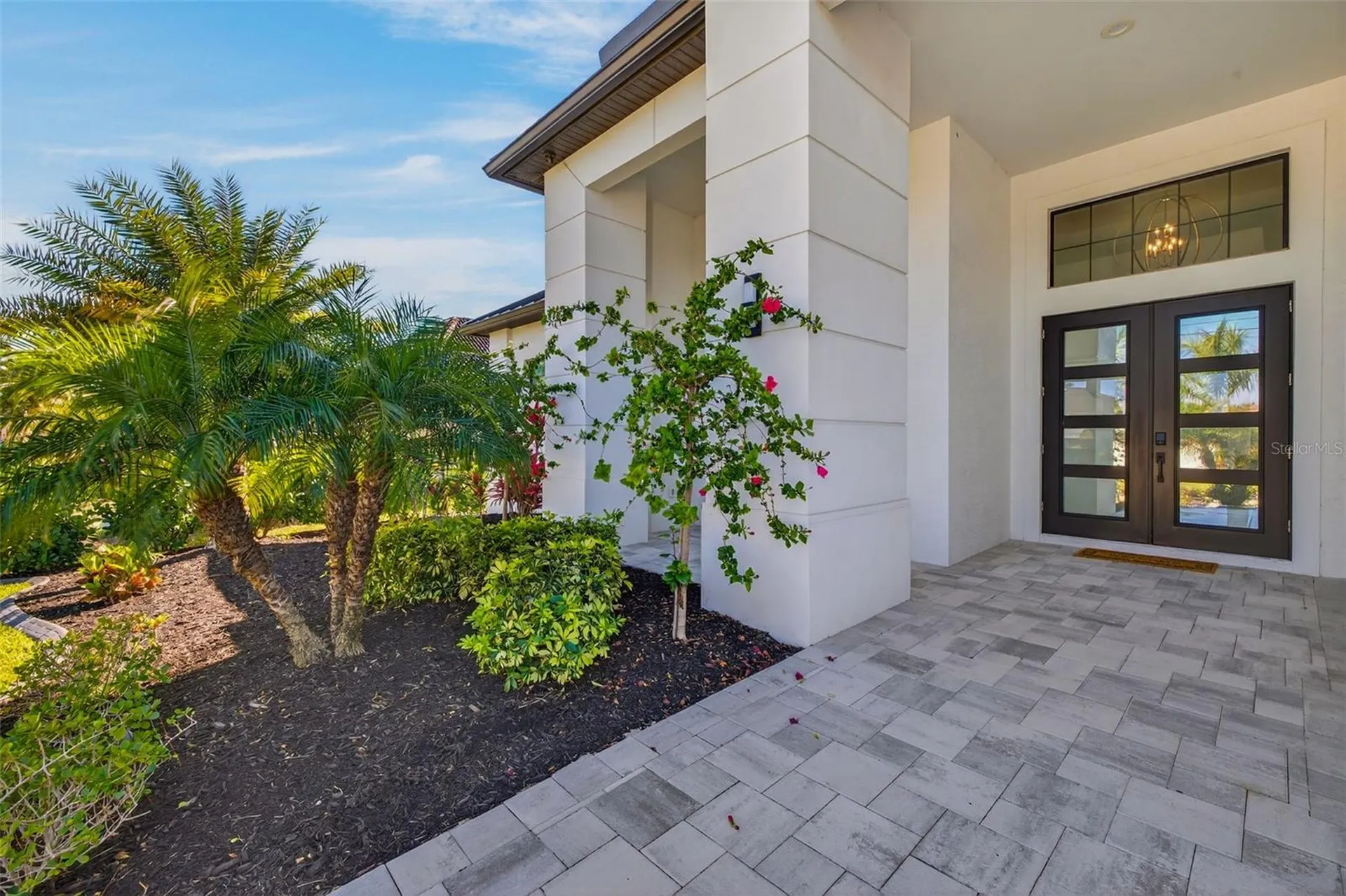 2002 SE 18th Avenue Cape Coral FL 33990