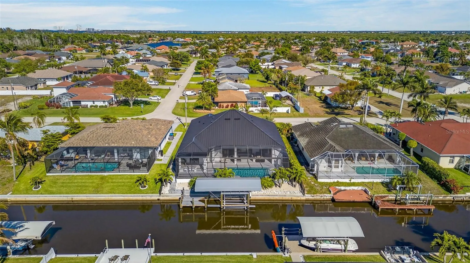 2002 SE 18th Avenue Cape Coral FL 33990