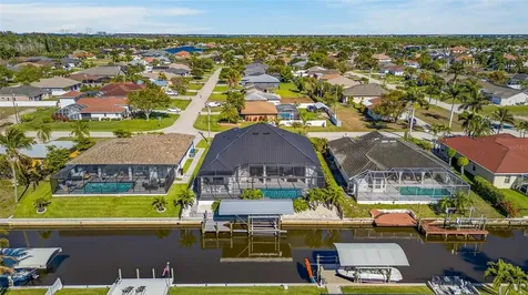 2002 SE 18th Avenue Cape Coral FL 33990