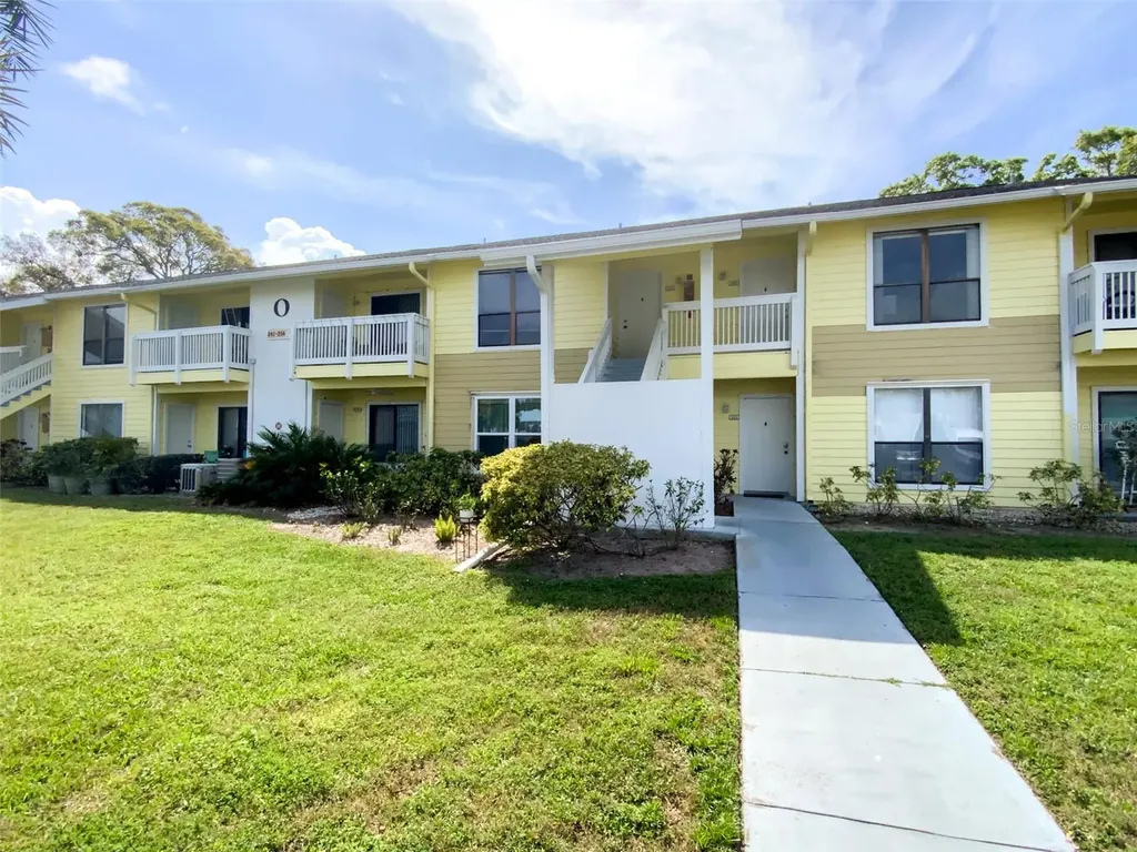 455 Alt 19 S Palm Harbor FL 34683