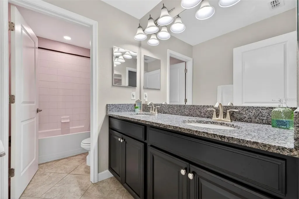 1012 Oliveto Verdi Court Brandon FL 33511