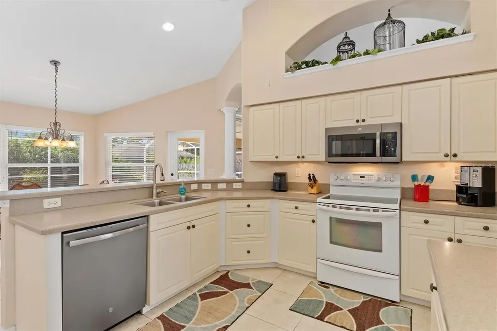 10123 Topsail Avenue Englewood FL 34224