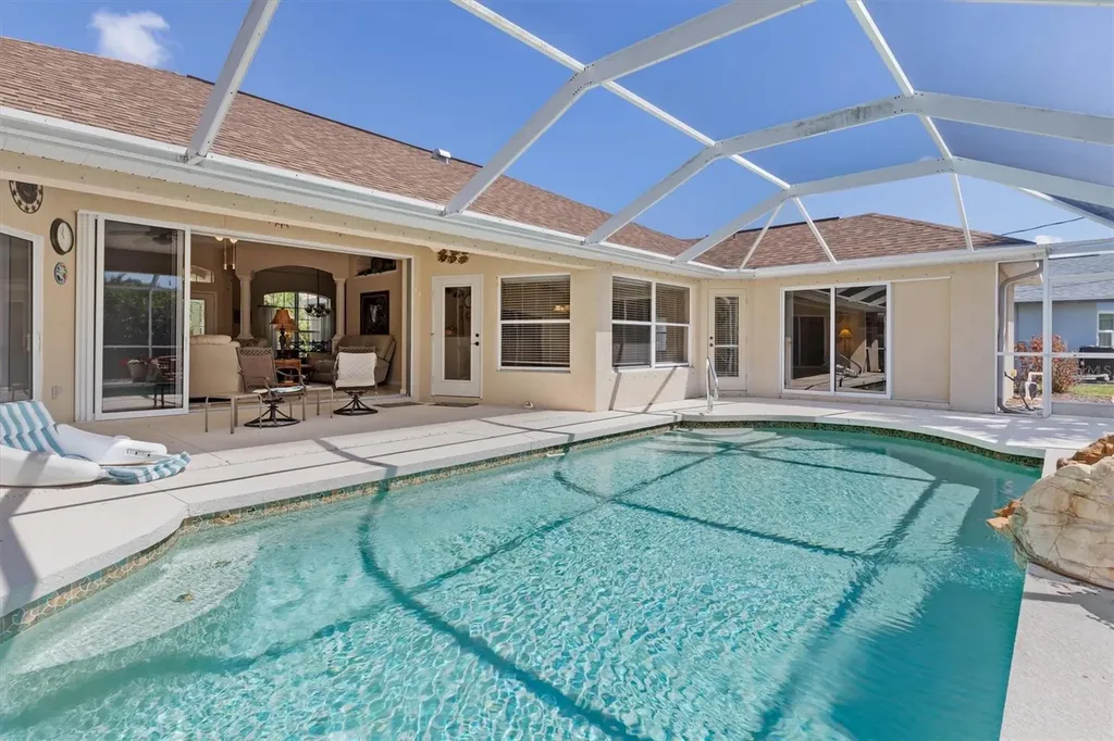 10123 Topsail Avenue Englewood FL 34224
