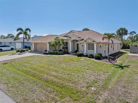 10123 Topsail Avenue Englewood FL 34224