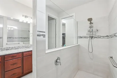 19246 Briarbrook Drive Tampa FL 33647