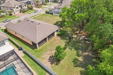 19246 Briarbrook Drive Tampa FL 33647