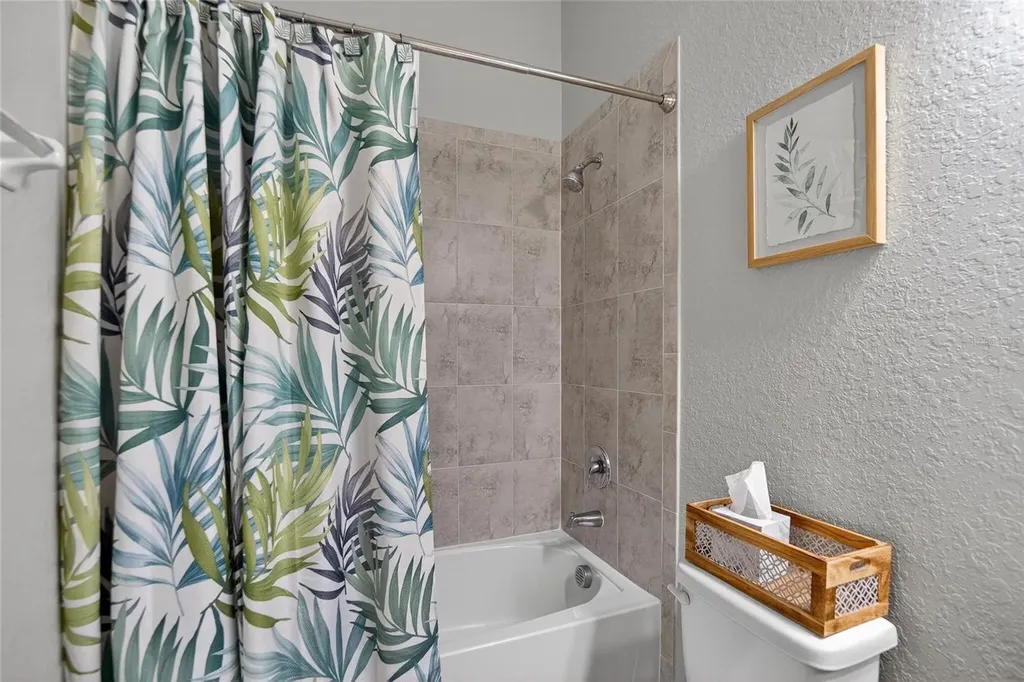 2334 Creeks Crossing Drive Lakeland FL 33810
