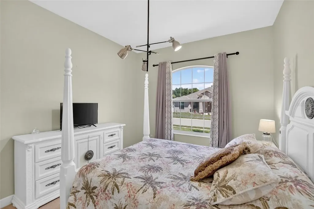 2334 Creeks Crossing Drive Lakeland FL 33810