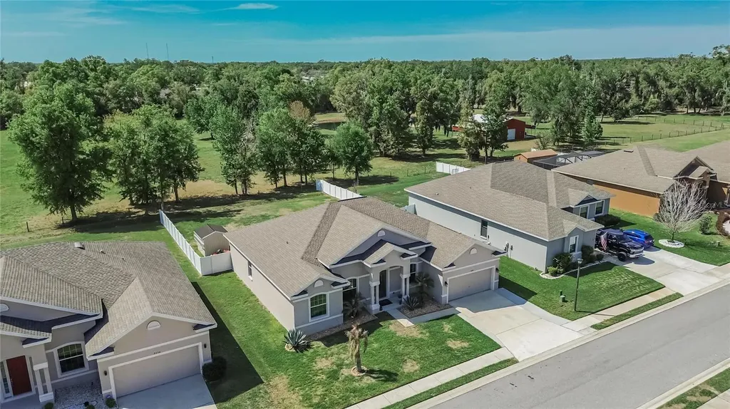 2334 Creeks Crossing Drive Lakeland FL 33810
