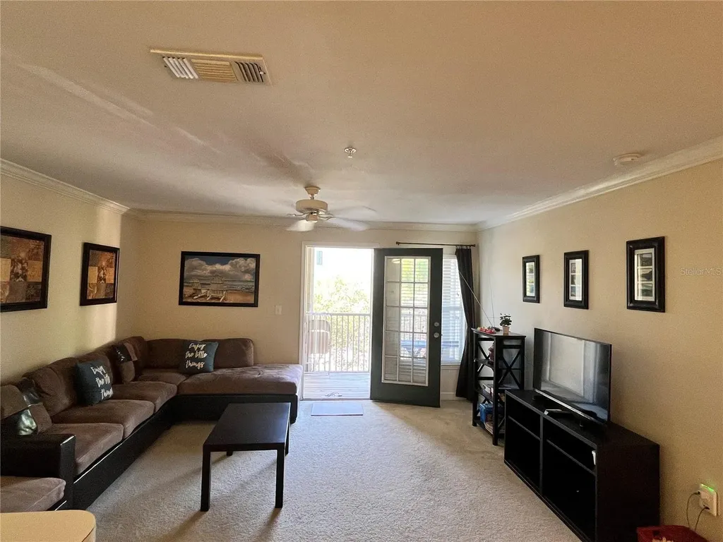 18281 Bridle Club Drive Tampa FL 33647