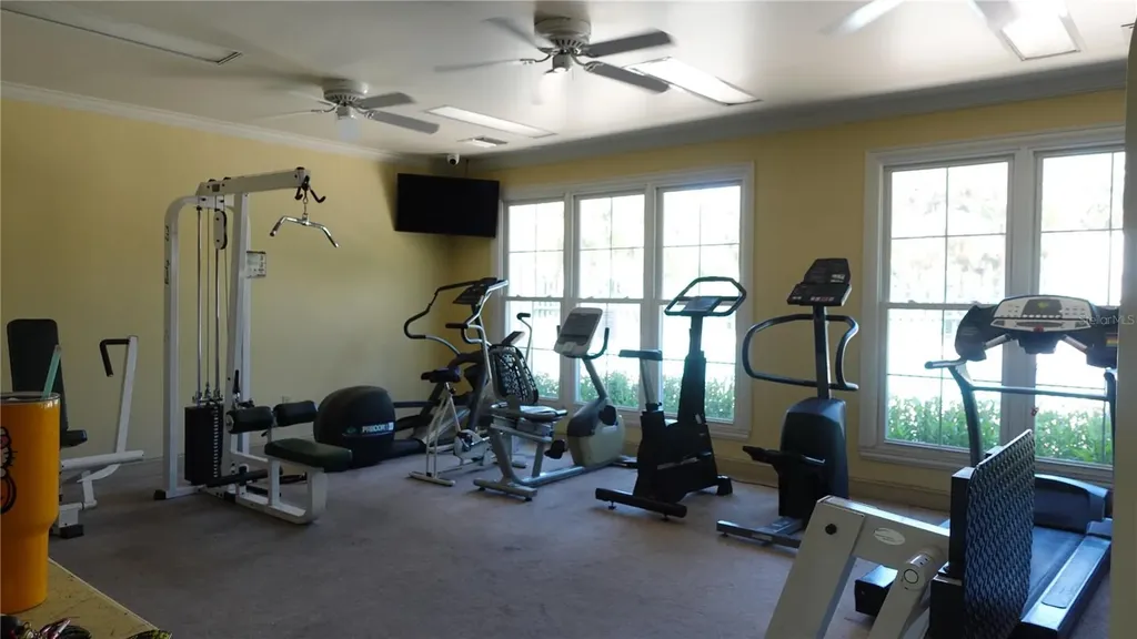 18281 Bridle Club Drive Tampa FL 33647
