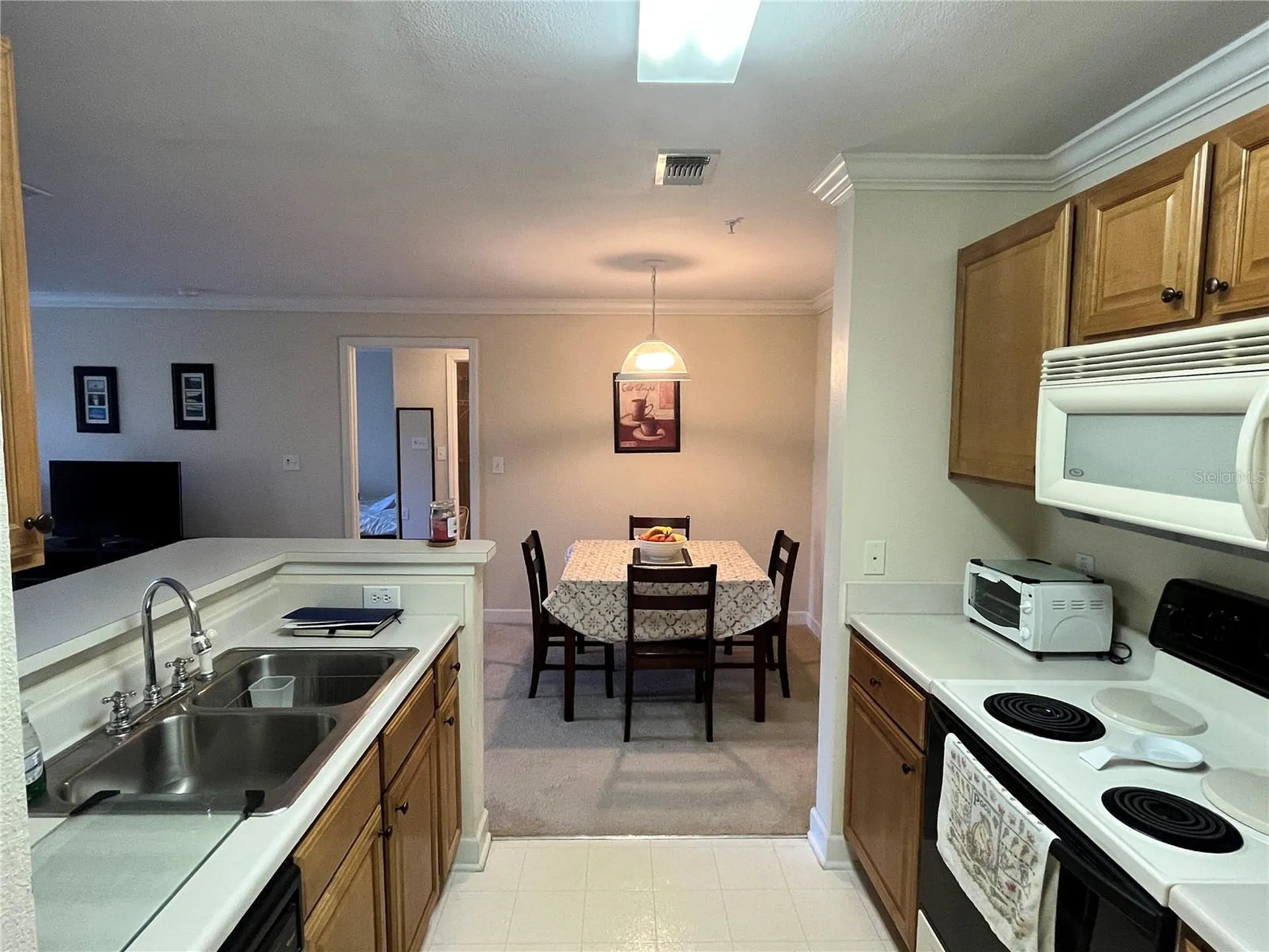 18281 Bridle Club Drive Tampa FL 33647