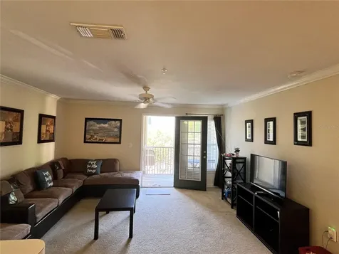 18281 Bridle Club Drive Tampa FL 33647