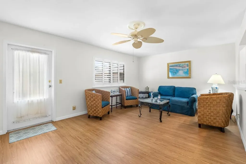 1801 Bedford Lane Sun City Center FL 33573