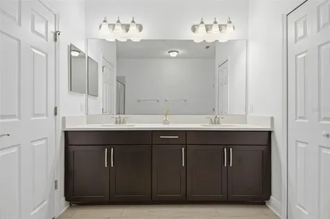 11539 Crowned Sparrow Lane Tampa FL 33626