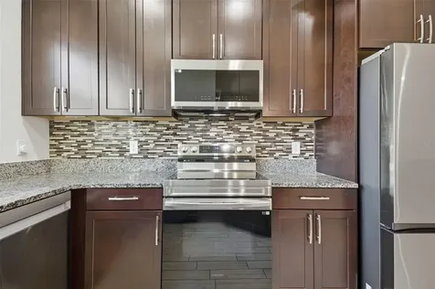 11539 Crowned Sparrow Lane Tampa FL 33626