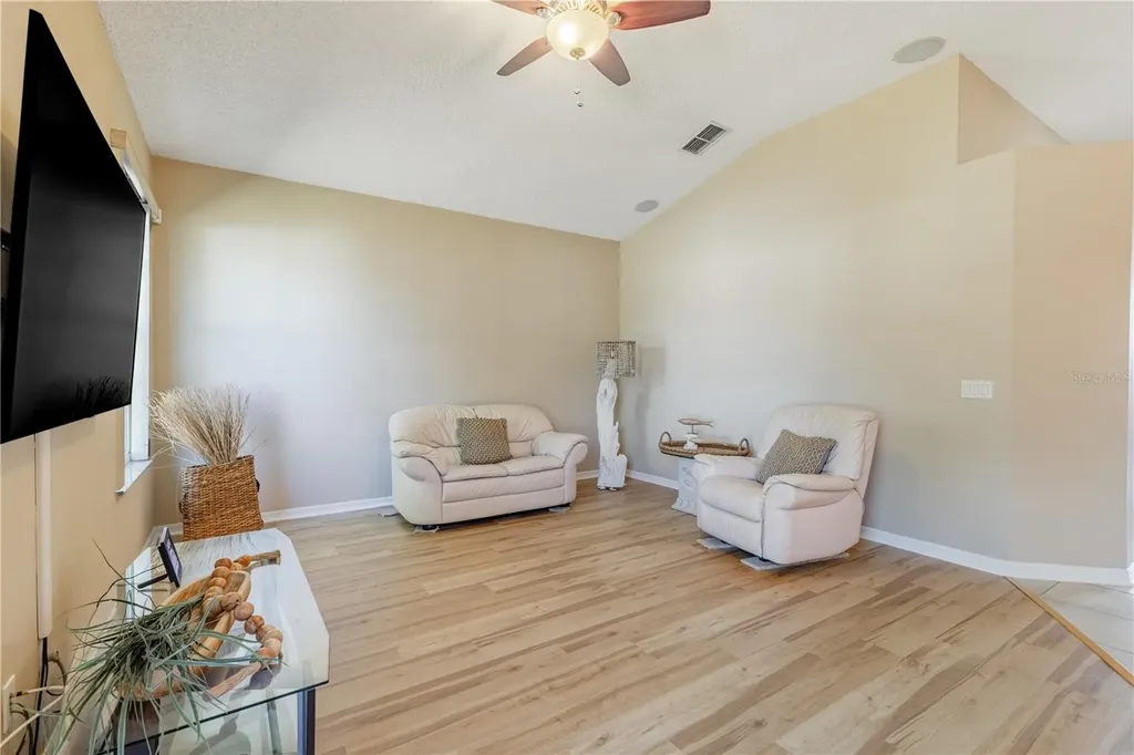 2710 Autumn Lane Eustis FL 32726