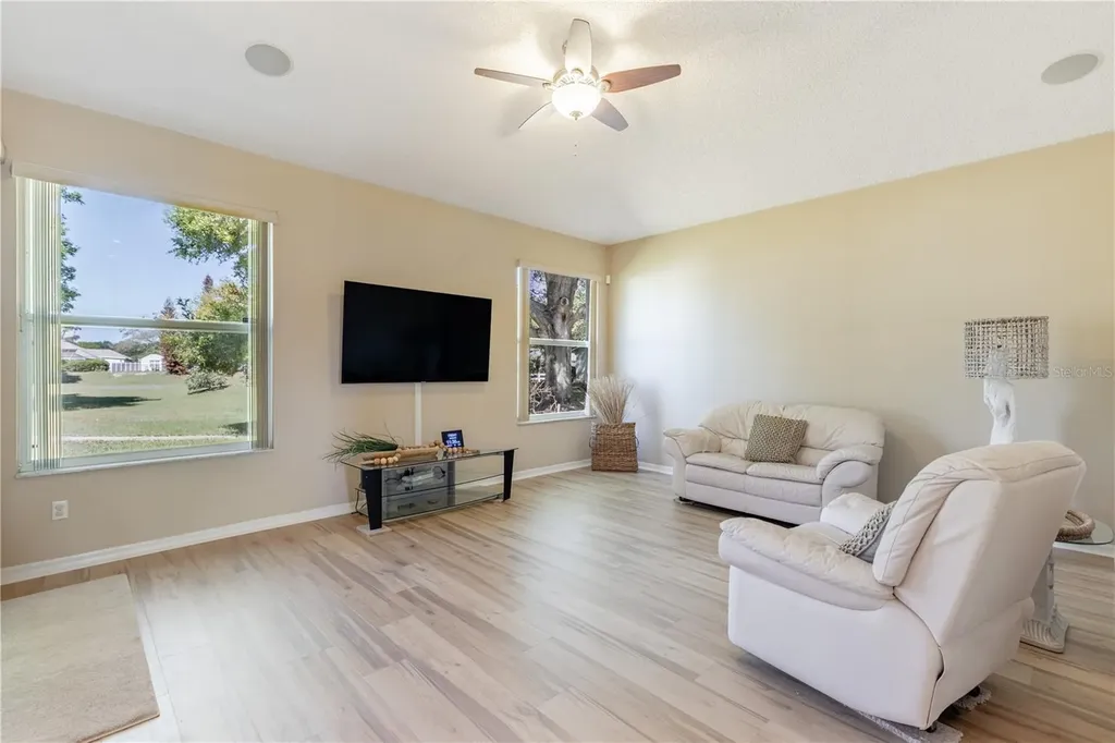 2710 Autumn Lane Eustis FL 32726