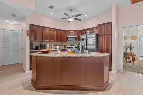 10431 N 36th Clearwater FL 33762
