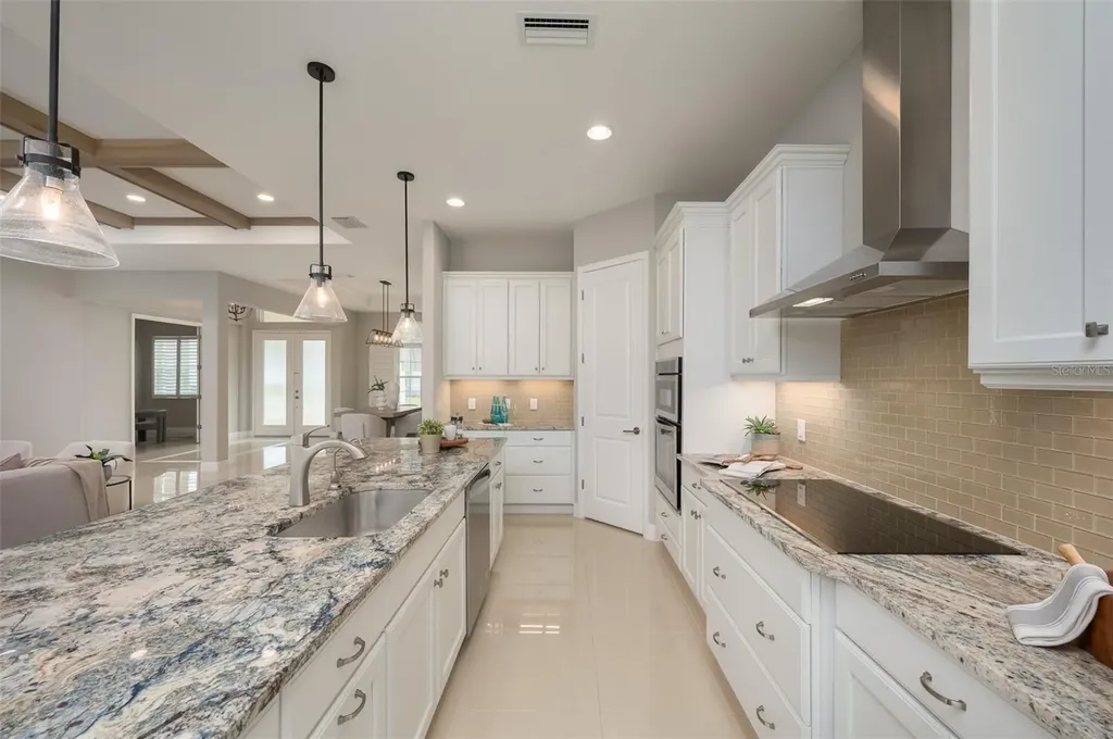 7087 Tamworth Parkway Sarasota FL 34241