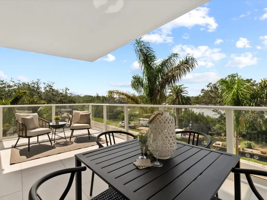1020 Sunset Point Road Clearwater FL 33755