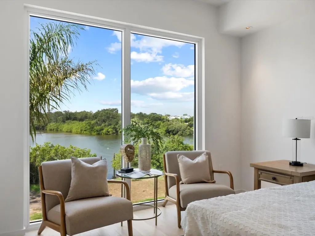 1020 Sunset Point Road Clearwater FL 33755