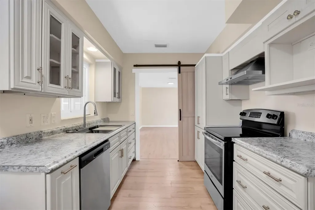 2214 Duncan Drive Belleair Bluffs FL 33770