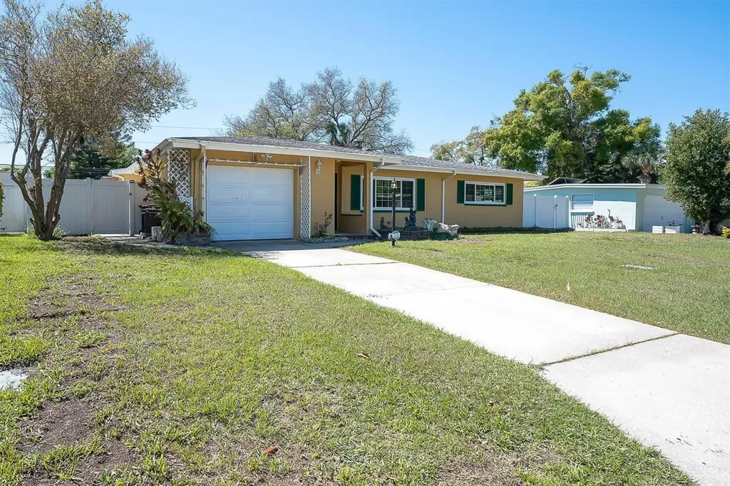 2214 Duncan Drive Belleair Bluffs FL 33770