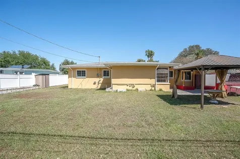 2214 Duncan Drive Belleair Bluffs FL 33770