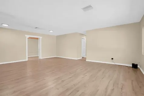 2214 Duncan Drive Belleair Bluffs FL 33770