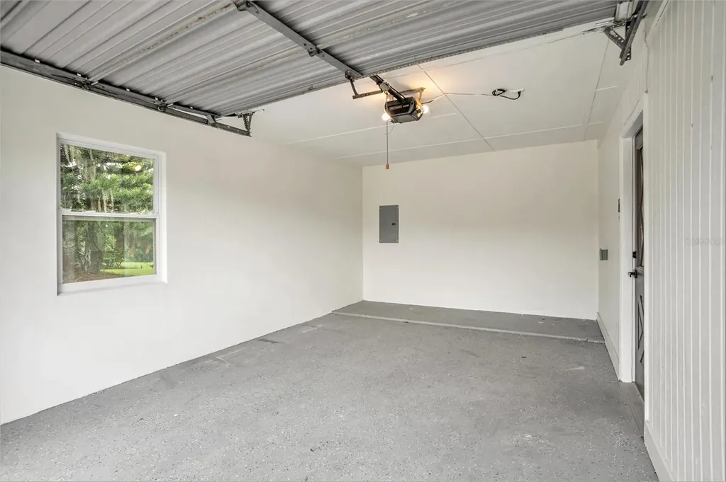 14050 Blackjack Road Dover FL 33527