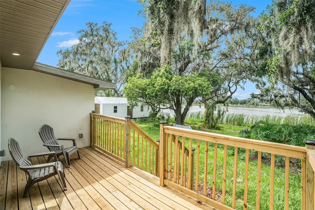 14050 Blackjack Road Dover FL 33527