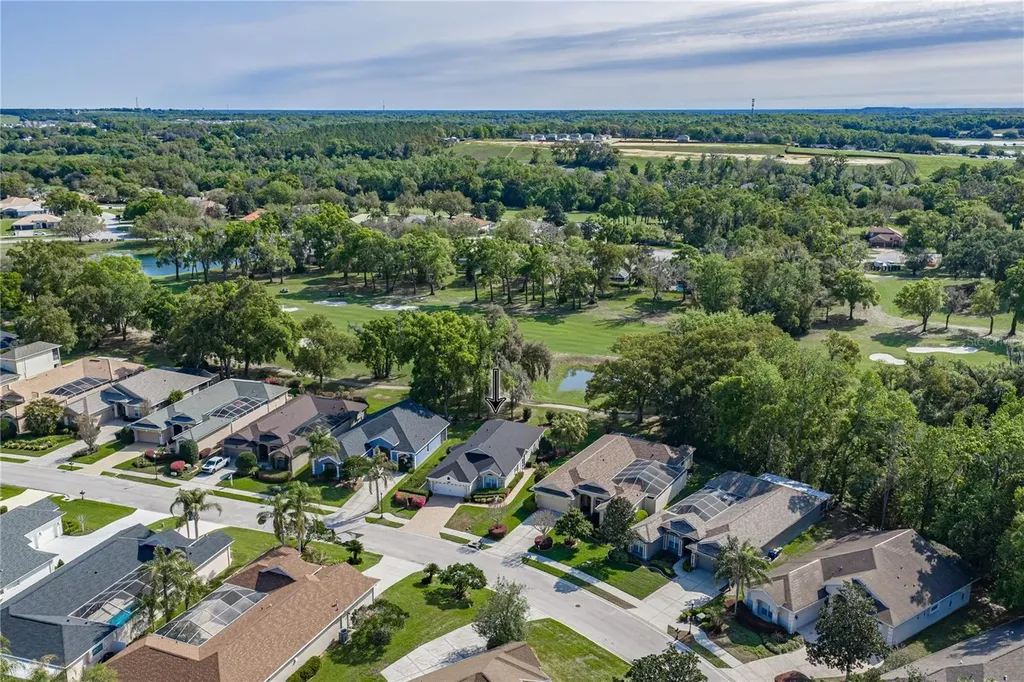 12410 Woodlands Circle Dade City FL 33525