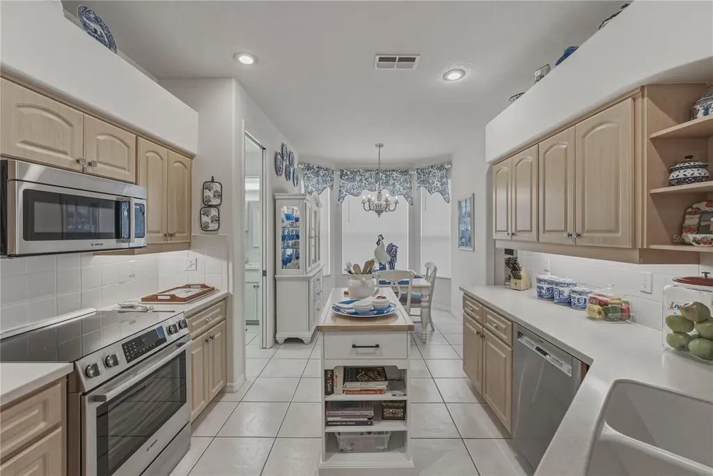 12410 Woodlands Circle Dade City FL 33525