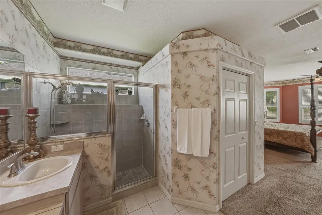 12410 Woodlands Circle Dade City FL 33525