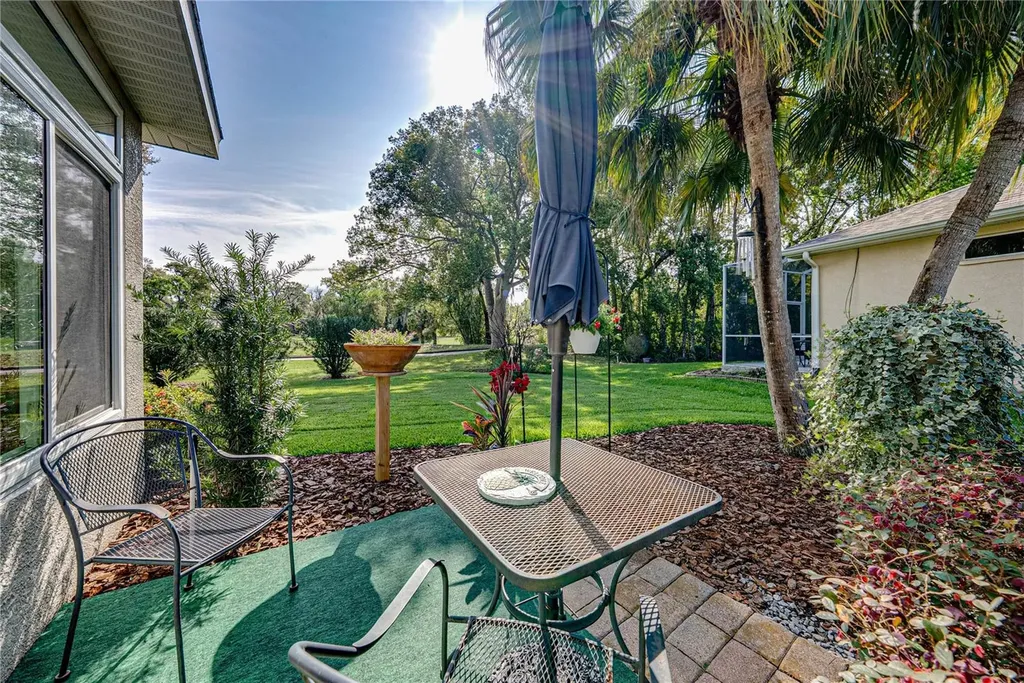 12410 Woodlands Circle Dade City FL 33525