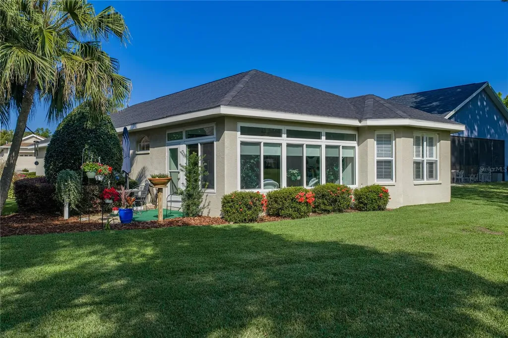 12410 Woodlands Circle Dade City FL 33525