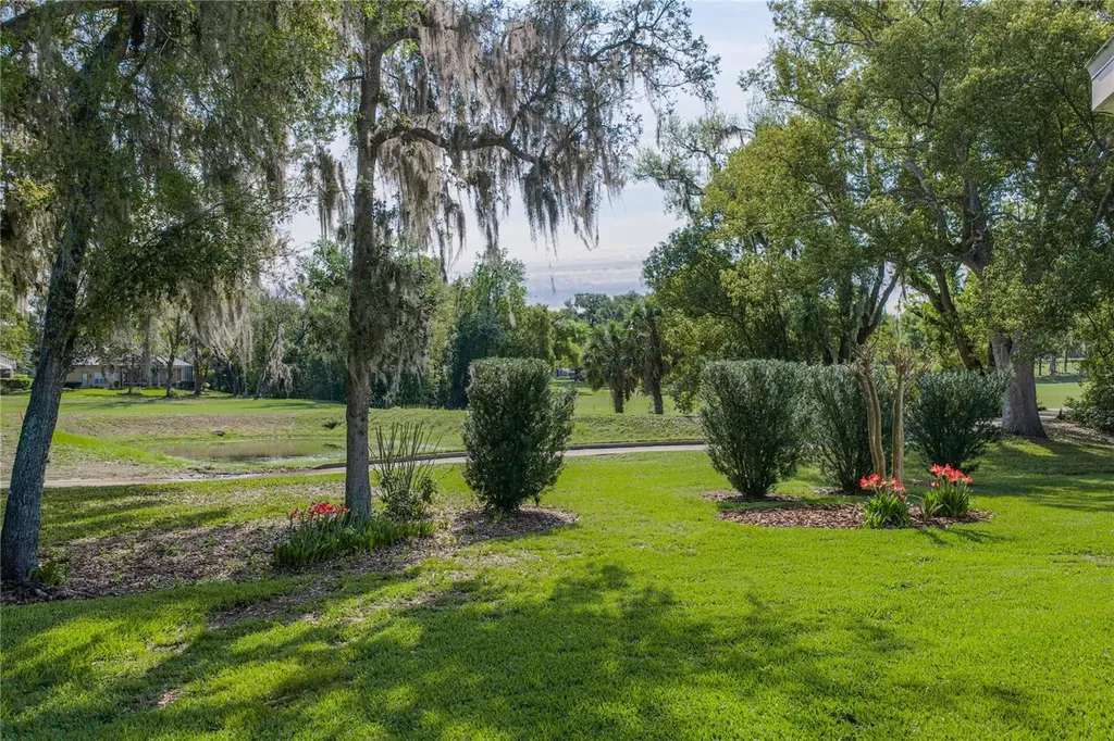 12410 Woodlands Circle Dade City FL 33525