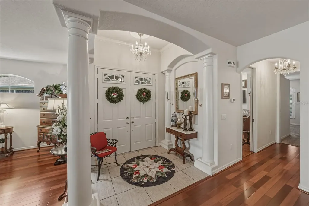 12410 Woodlands Circle Dade City FL 33525